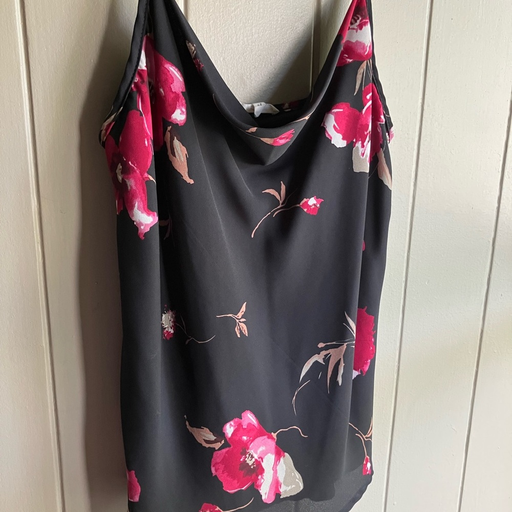 Black and red flower spaghetti tank top - Picture 2 of 5